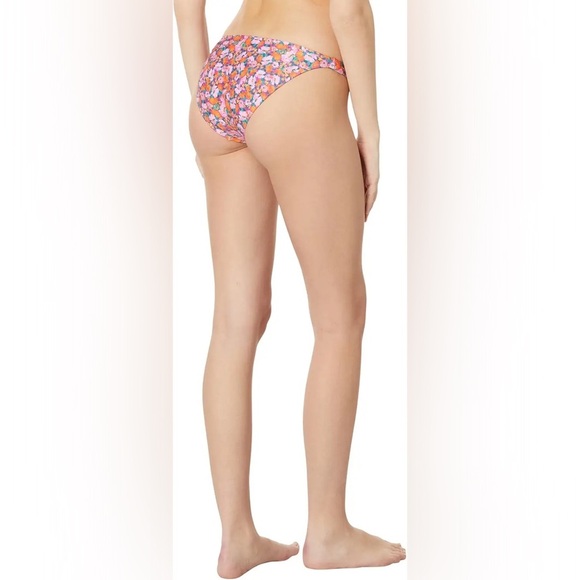 L*Space Camacho Full Bikini Swim Bottom
New with tags
Size: S - Picture 2 of 6